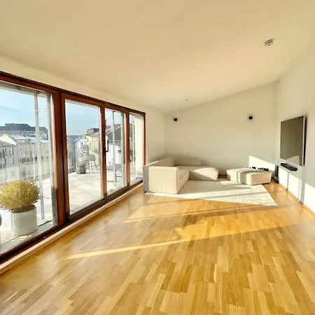 Appartement Penthouse Am Waldplatz *