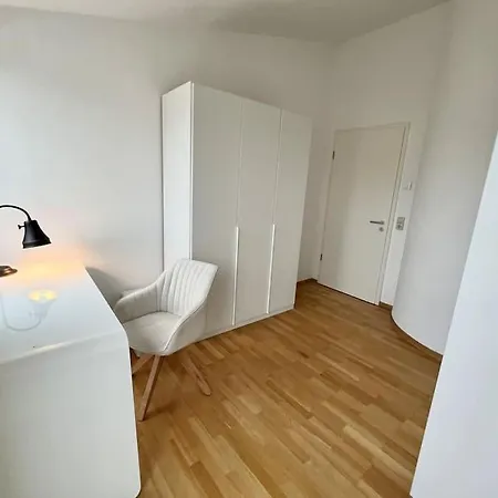 Apartment Penthouse Am Waldplatz