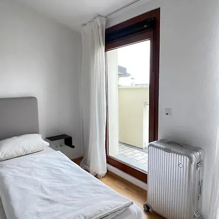Penthouse Am Waldplatz Apartament *